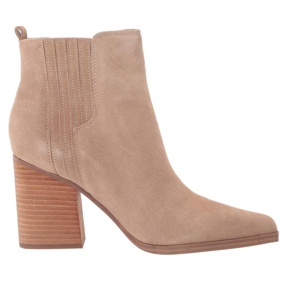 Marc Fisher Women's Matter Ankle Boot
Size 12